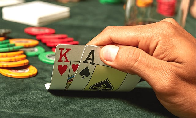 Blackjack và điều kiện để thắng và kiếm tiền tại một sòng bạc